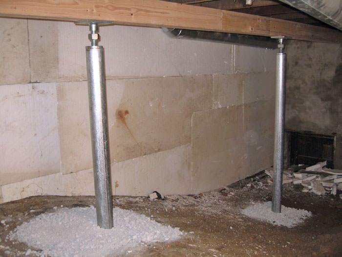 Crawl Space Jacks Installed by Authorized Foundation Contractors in